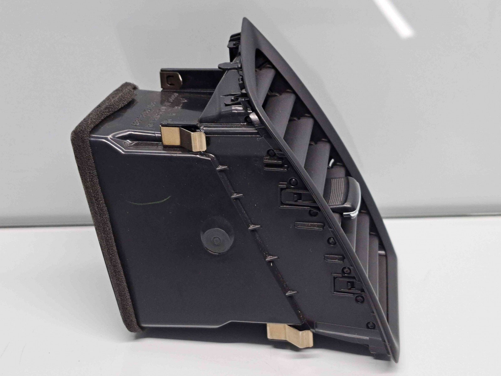 Grila aerisire dreapta MITSUBISHI ASX (GA) [Fabr 2010-2020] 8030A158 - imagine 2