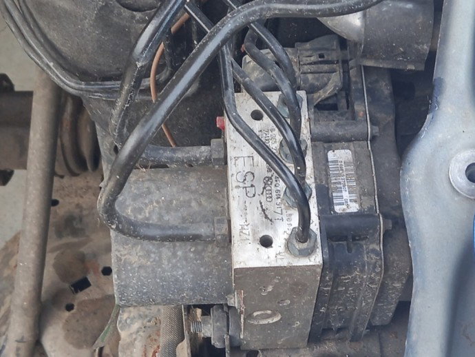 Pompa ABS Audi A6 C6 2.0 BRE 4F0614517T 2004-2010