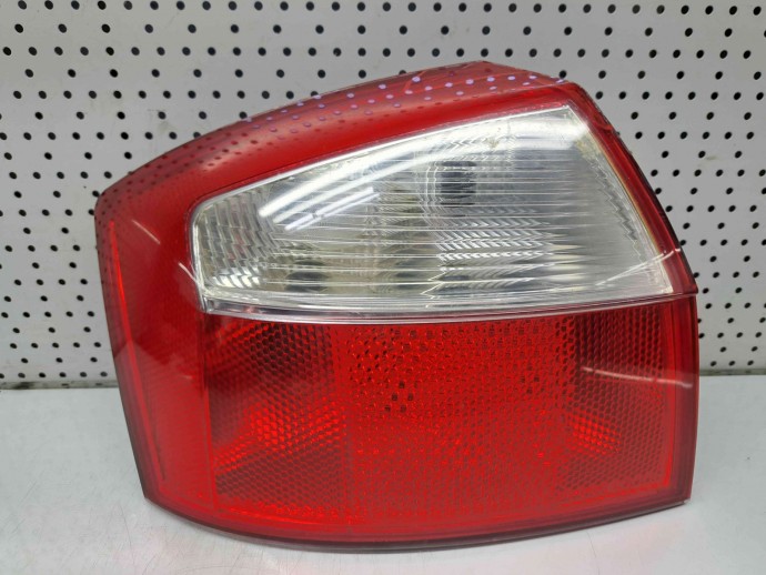 Stop aripa stanga Audi A4 (8E2, B6) [Fabr 2000-2004] OEM