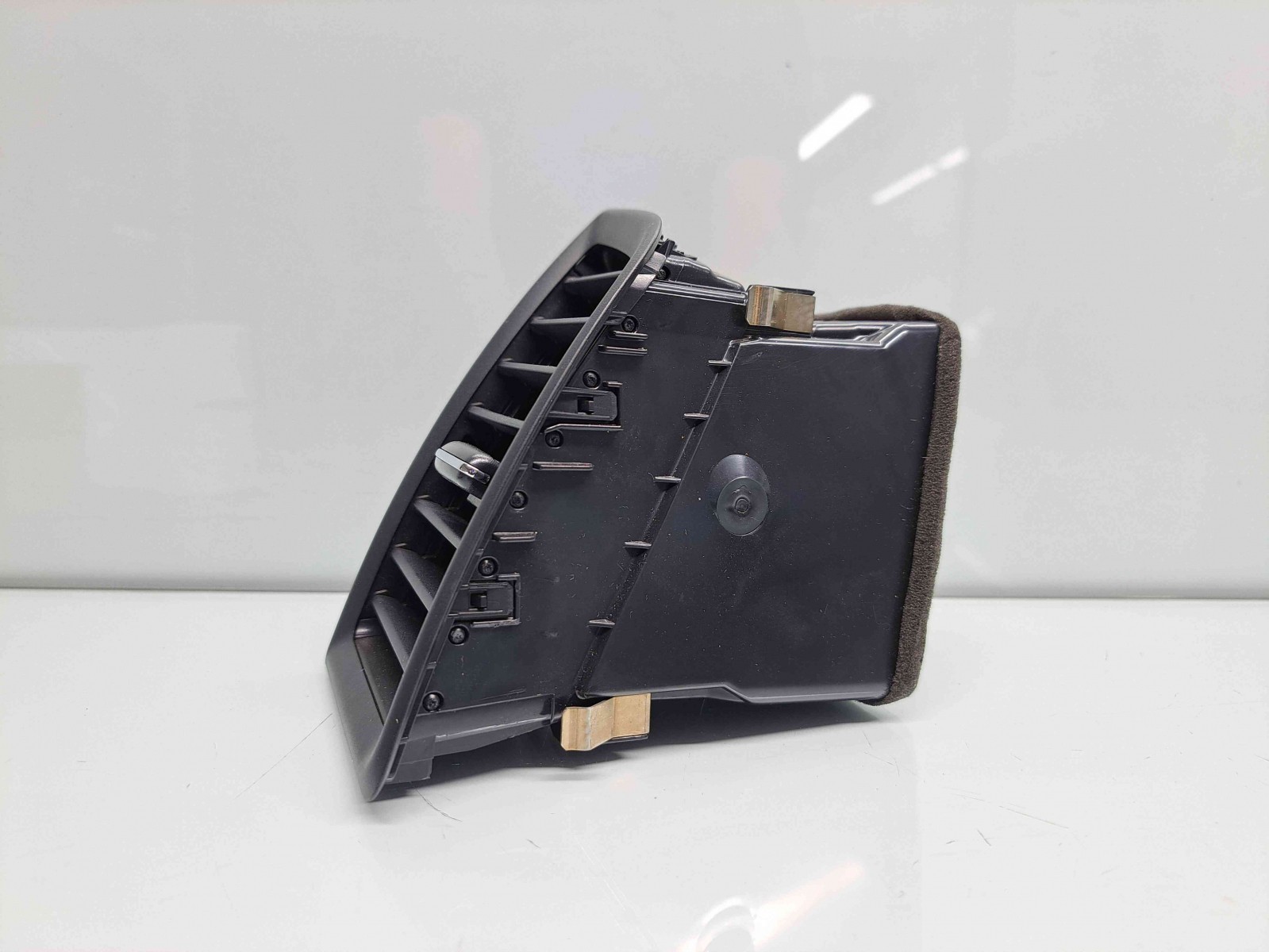 Grila aerisire stanga MITSUBISHI ASX (GA) [Fabr 2010-2020] 8030A157 - imagine 2