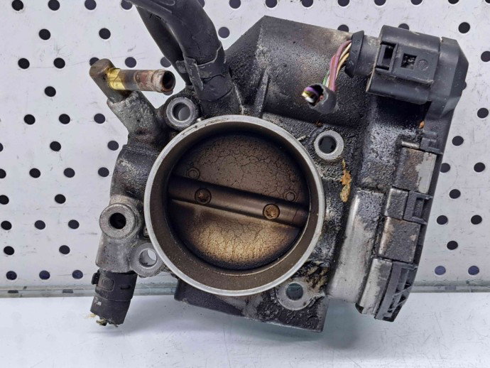 Clapeta acceleratie Audi A4 (8E2, B6) [Fabr 2000-2004] 06B133062H 2.0 B ALT 