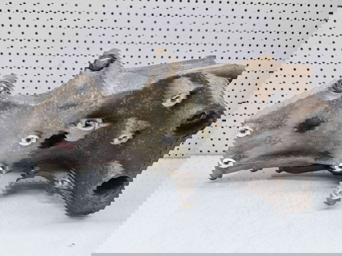 Suport accesorii Audi A4 (8E2, B6) [Fabr 2000-2004] 06B903143L 2.0 B ALT 