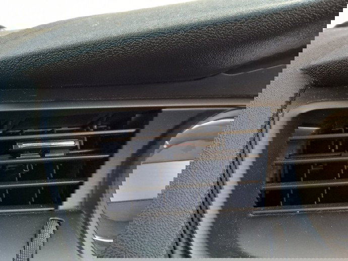 Grila ventilatie stanga Citroen C5 2.0 HDI OEM 2008-2021