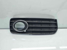 Grila proiector dreapta Audi A5 Sportback (8TA) [Fabr 2009-2015] 8T0807682D