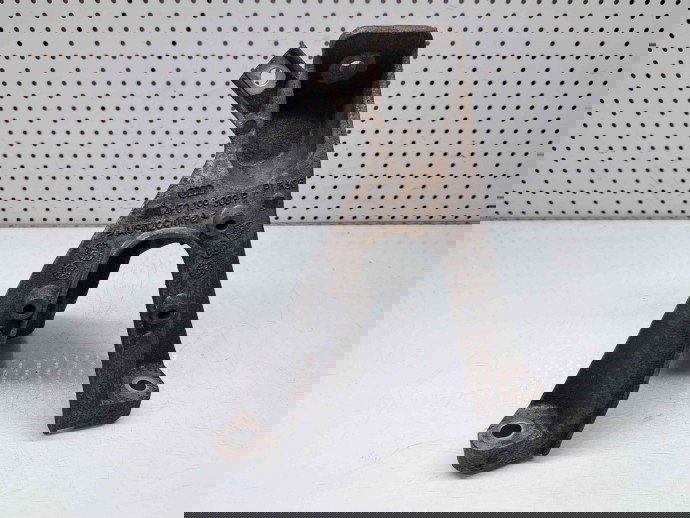 Suport motor Audi A6 Avant (4F5, C6) [Fabr 2005-2010] 4F0199308P 2.0 TDI CAHA 