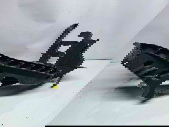 Suport far dreapta Audi A4 (8K5, B8) Avant [Fabr 2008-2015] 8K0805608R