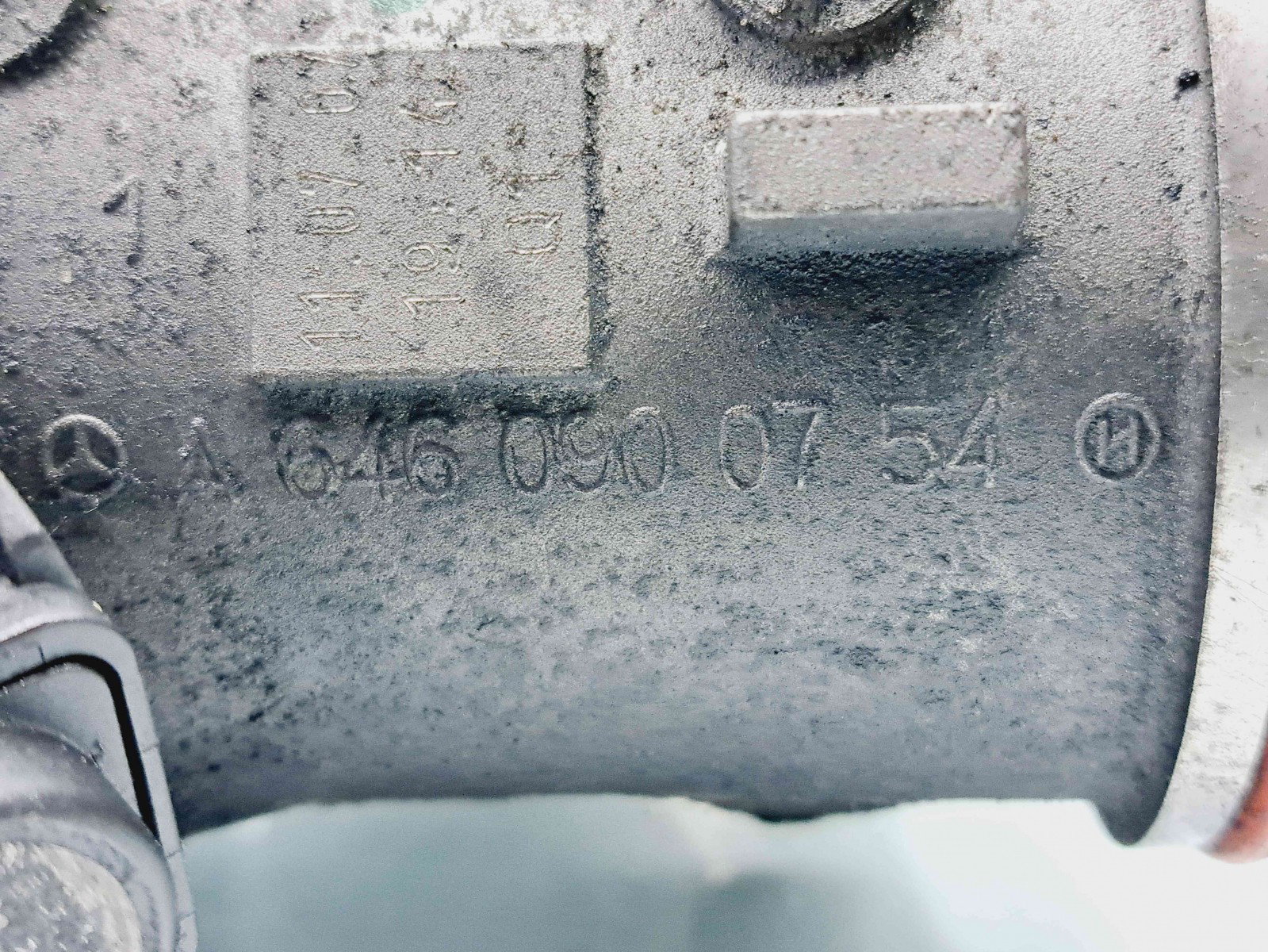 Tub galerie admisie Mercedes Clasa E (W211) [Fabr 2002-2009] A6460900754 2.2 CDI 646821 2.2 CDI 646821 143KW / 194CP - imagine 2