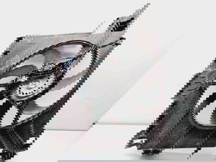 Electroventilator SMART Fortwo Coupe (W451) [Fabr 2006-2014] A4515000600 1.0 Benz 132910 52KW / 71CP 1.0 Benz 132910 52KW / 71CP