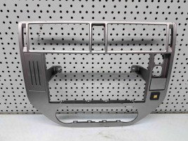 Ornament bord Ford Kuga I [Fabr 2008-2012] 3M51-18522