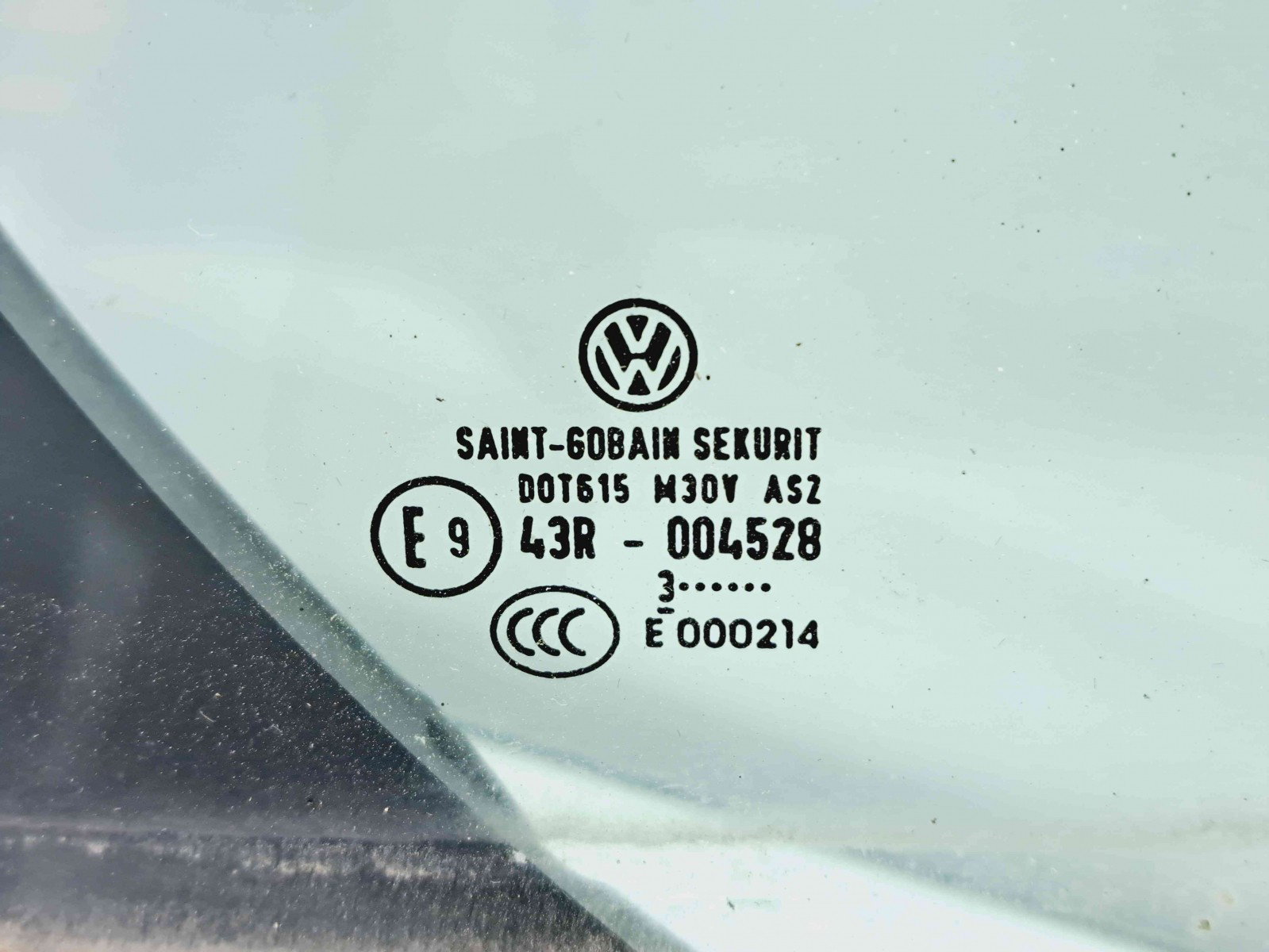 Geam fix usa dreapta spate Volkswagen Jetta 4 (162,163) [Fabr 2010-2016] OEM - imagine 2