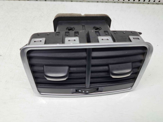 Grila aerisire spate Audi A6 Avant (4F5, C6) [Fabr 2005-2010] 4F0819203C