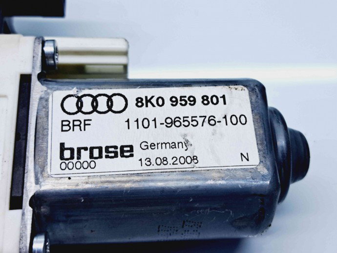 Motoras geam stanga fata Audi A4 (8K5, B8) Avant [Fabr 2008-2015] 8K0959801