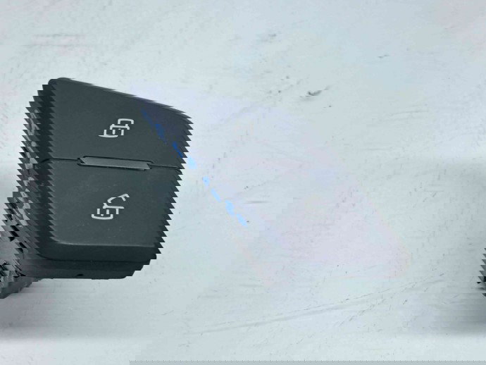  Buton blocare usi Audi A8 (4H) [Fabr 2010-2017] 4H0962108B