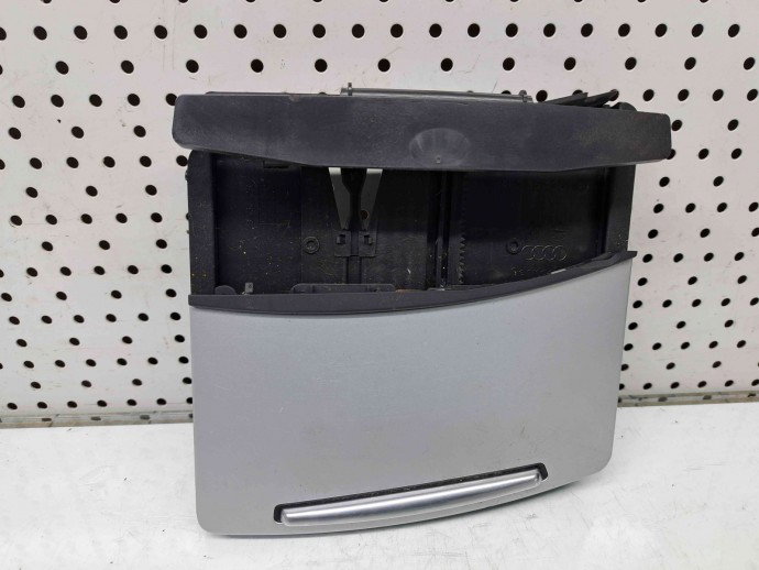 Scrumiera Audi A6 Avant (4F5, C6) [Fabr 2005-2010] 4F2857951B