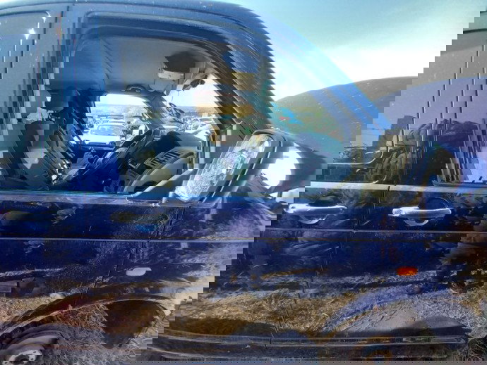 Usa dreapta fata Volkswagen Transporter T5 1.9 AXB OEM 2004-2013