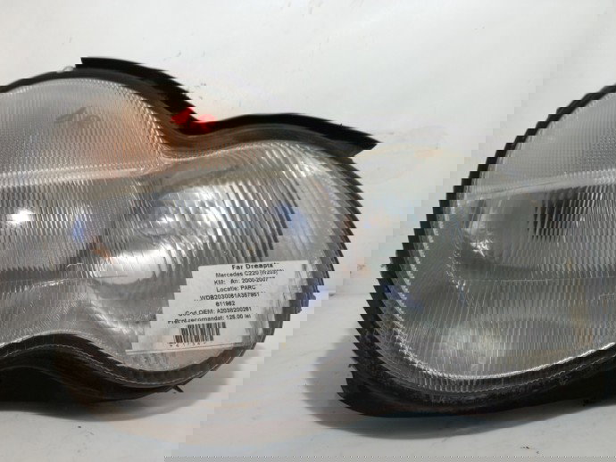 Far dreapta Mercedes C220 W203 2.2 CDI A2038200261 2000-2007