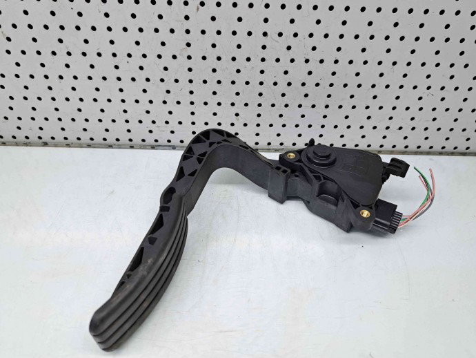 Pedala acceleratie Renault Megane 3 (B95) [Fabr 2008-2016] 180100009R
