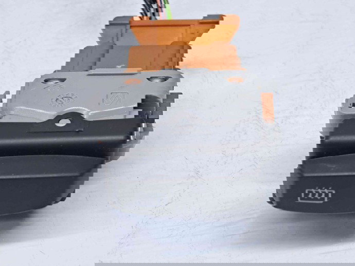 Buton dezaburire luneta Dacia Duster [fabr 2010-2017] OEM