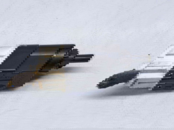 Comutator lumini frana Dacia Duster [fabr 2010-2017] 253206170R