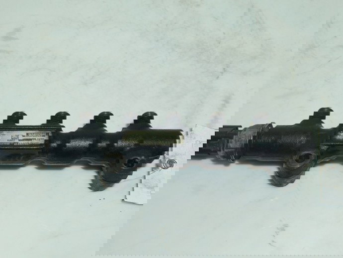 Rampa injectoare Peugeot 307 1.6 HDI 9654592680 2000-2008