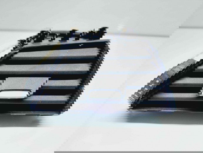  Grila aerisire dreapta Bmw 1 (F20, F21) [Fabr 2011-2017] 9205356-07