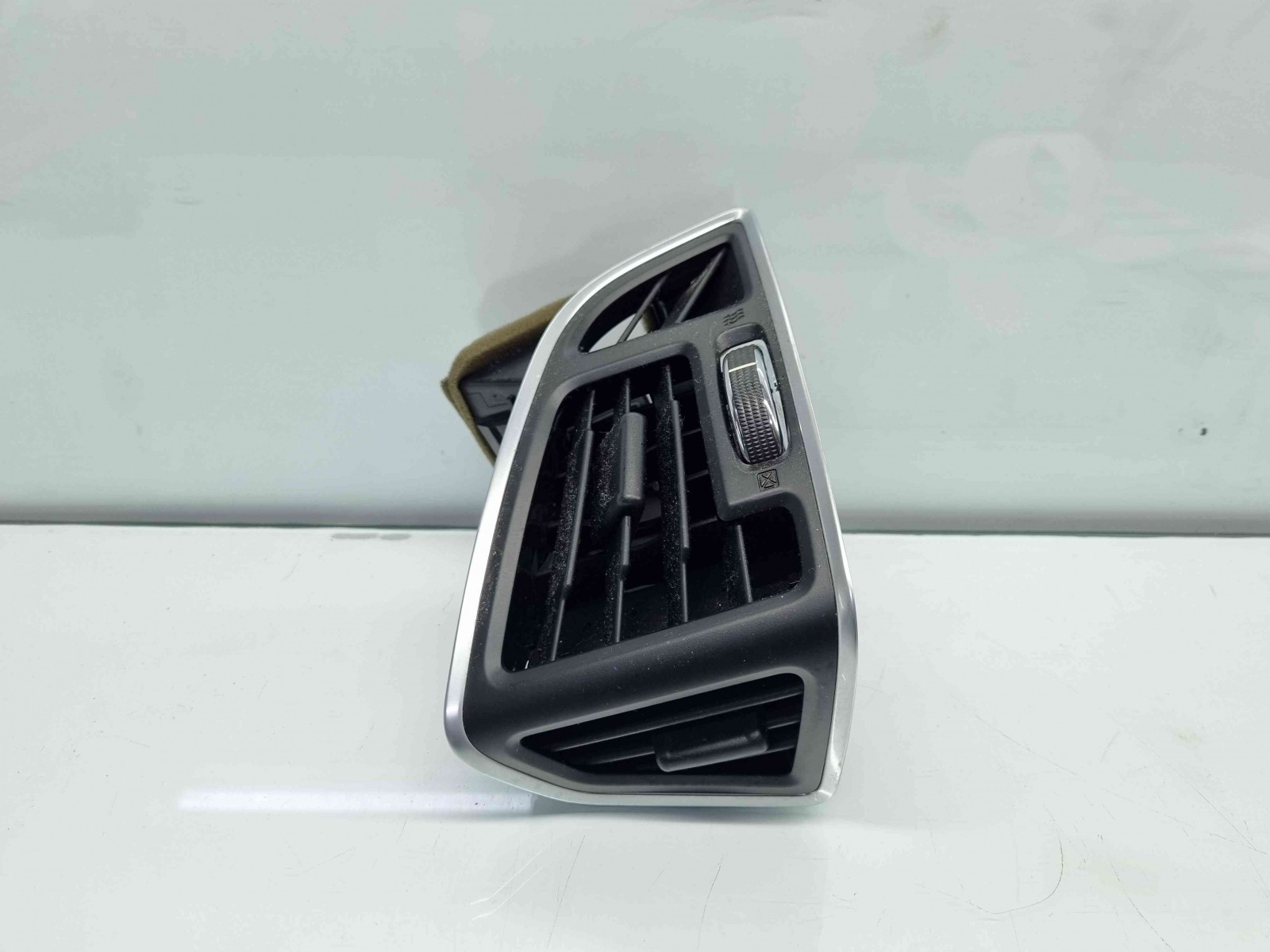 Grila aerisire dreapta Ford Kuga II [Fabr 2012-prezent] OEM - imagine 1