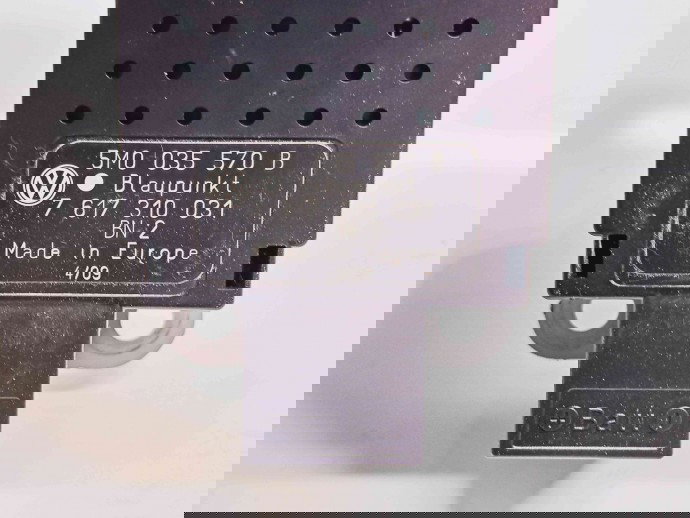  Amplificator audio Volkswagen Golf 6 (5K1) [Fabr 2009-2013] 5M0035570B