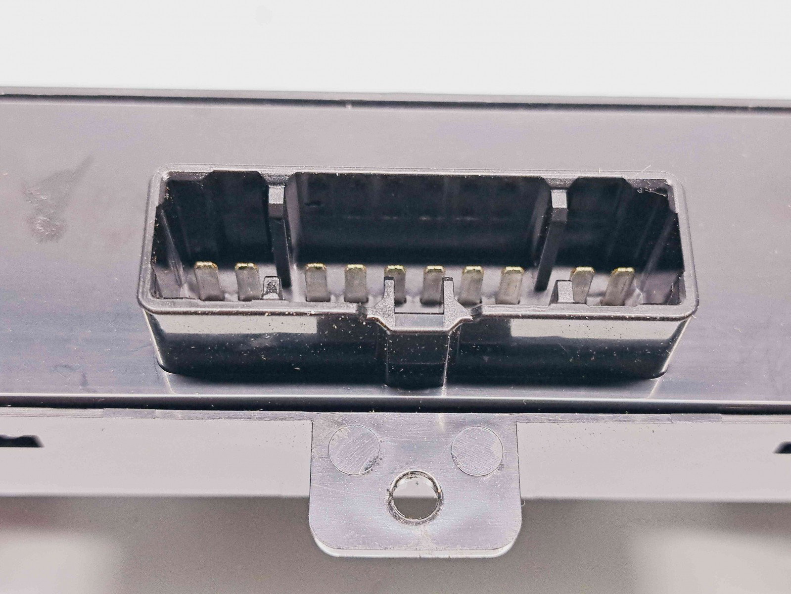 Butoane comenzi consola centrala Hyundai ix35 (LM) [Fabr 2010-2017] 93310-2Y800 - imagine 4