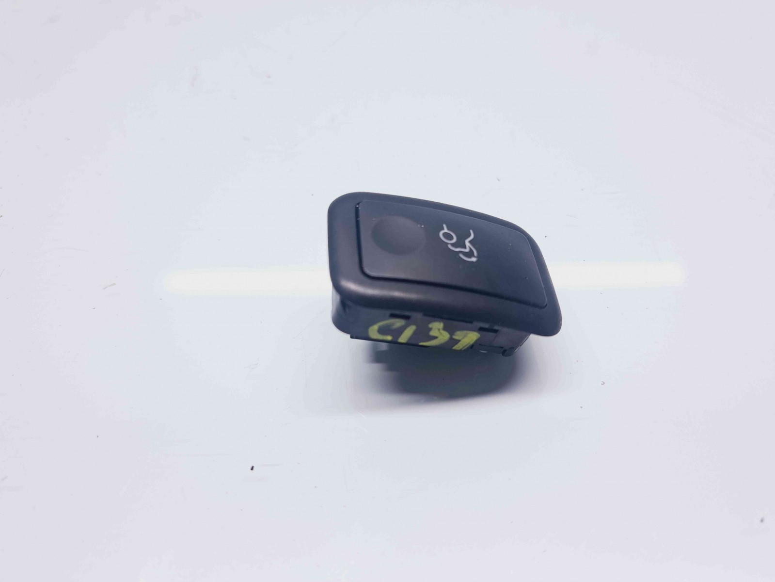 Buton deschidere portbagaj Mercedes Clasa C (W204) [Fabr 2007-2014] A2048707051 - imagine 1