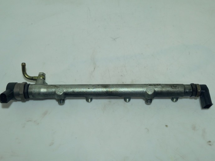 Rampa injectoare BMW X3 2.0 D 7787164 2003-2009