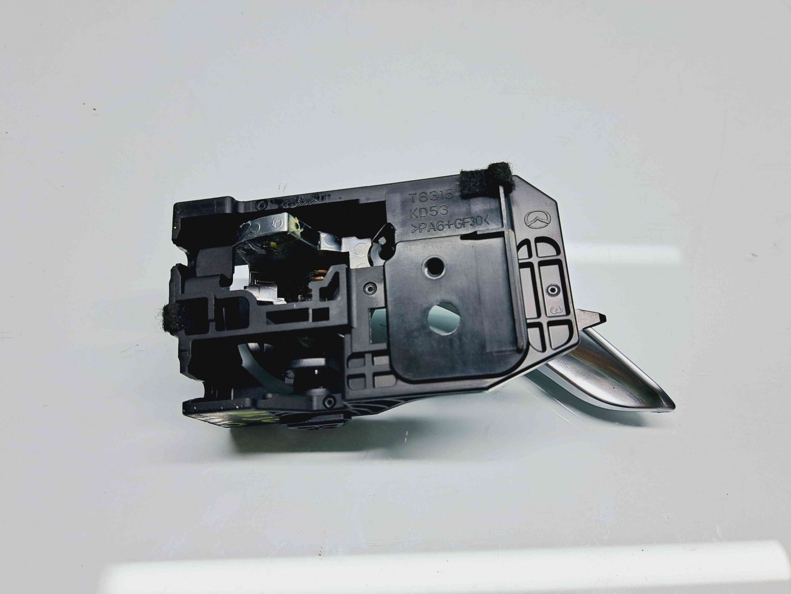 Maner interior stanga spate MAZDA 6 (GJ1) [Fabr 2014-2021] KD53T8315 - imagine 3