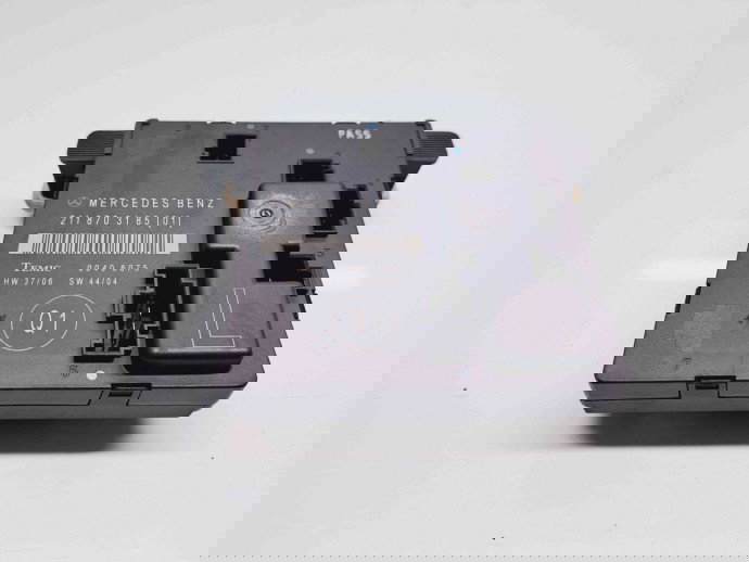  Modul confort Mercedes Clasa E (W211) [Fabr 2002-2009] 2118703185