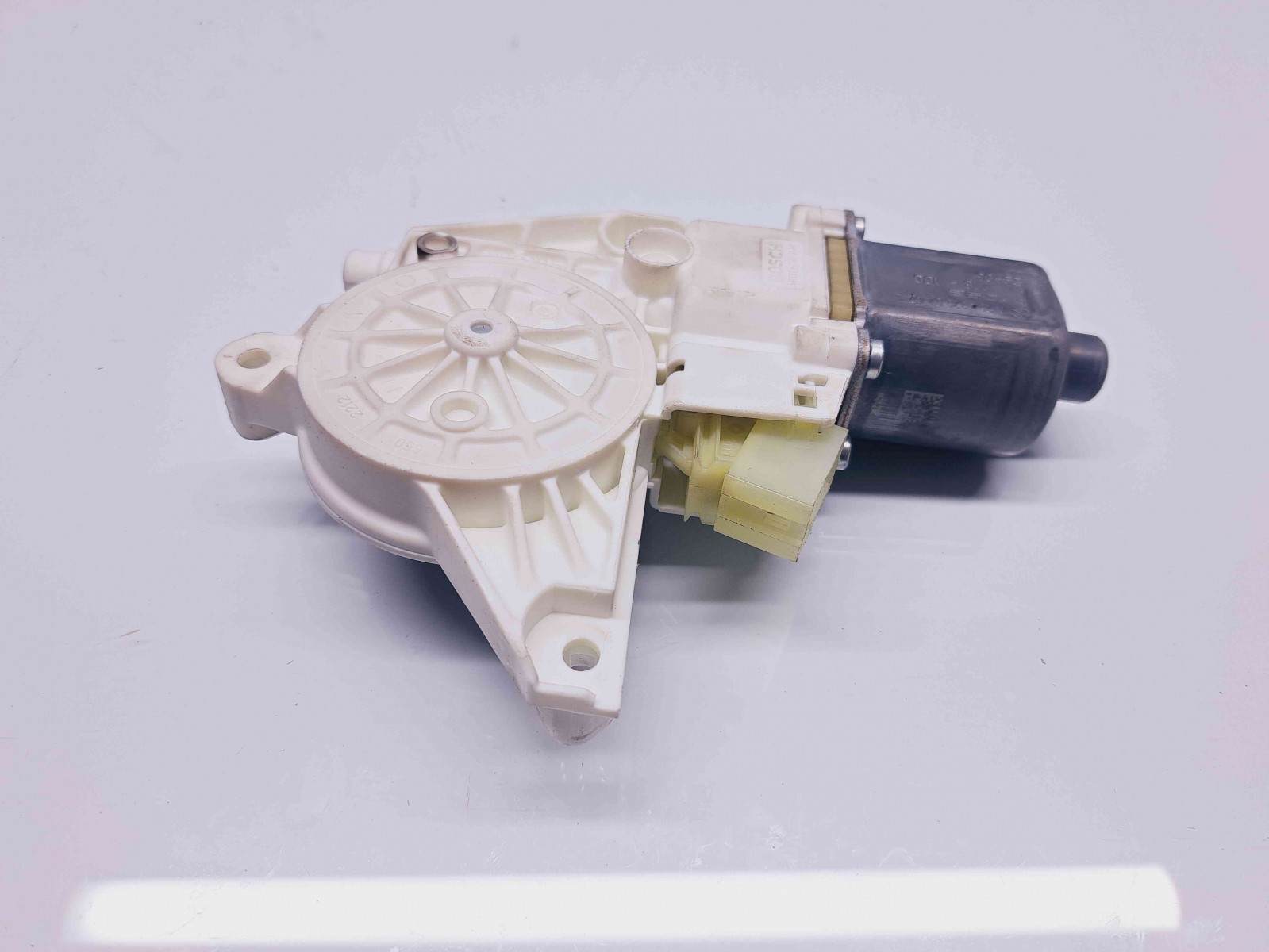 Motoras geam dreapta fata Mercedes Clasa C (W204) [Fabr 2007-2014] A2048200242 - imagine 2