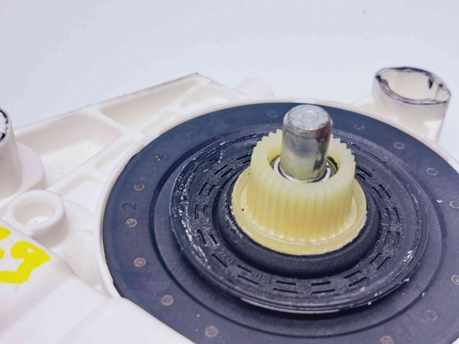 Motoras geam dreapta fata Mercedes Clasa C (W204) [Fabr 2007-2014] A2048200242 - imagine 4