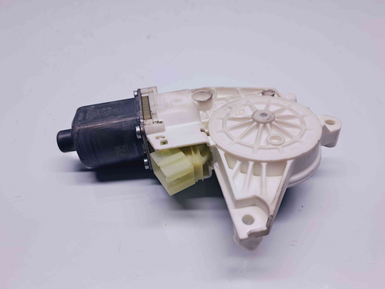 Motoras geam stanga fata Mercedes Clasa C (W204) [Fabr 2007-2014] A2048200142 - imagine 4