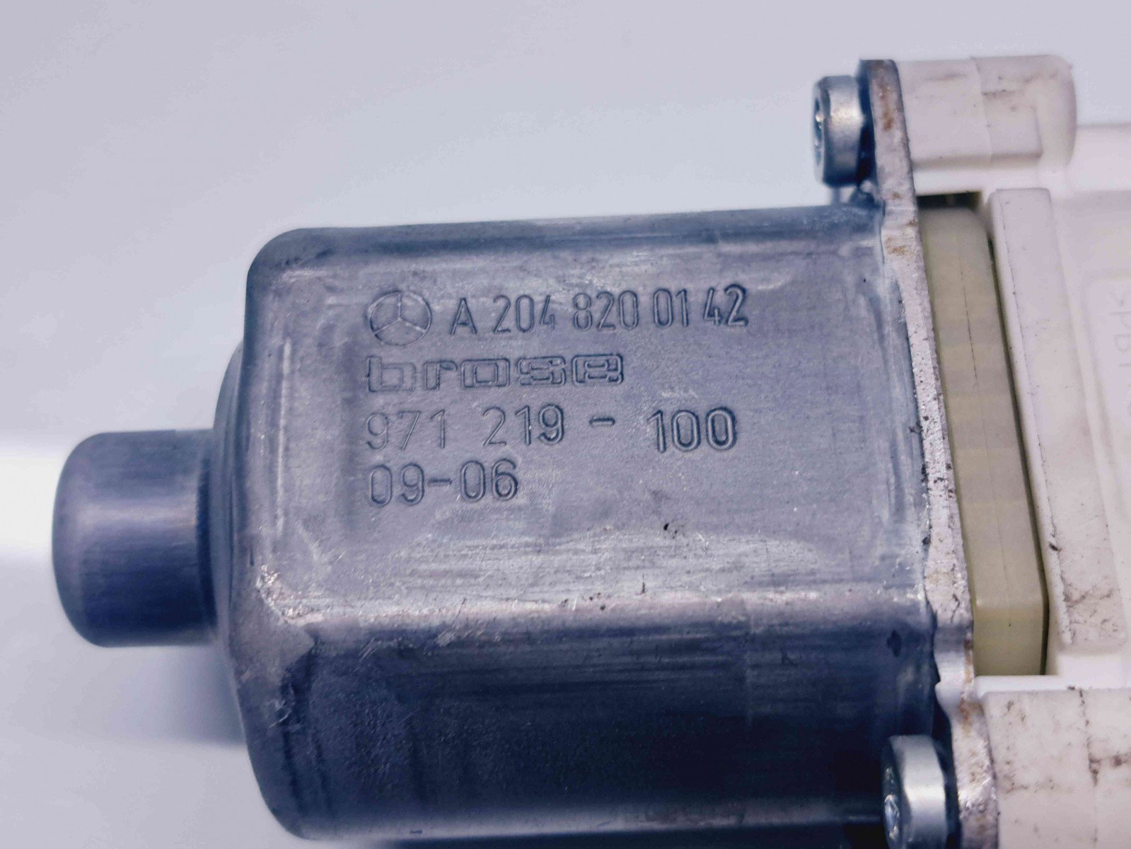 Motoras geam stanga fata Mercedes Clasa C (W204) [Fabr 2007-2014] A2048200142 - imagine 6