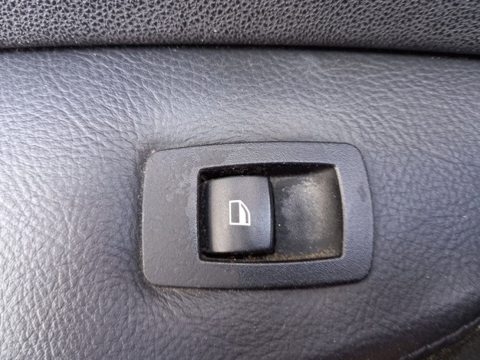 Buton geam electric stanga spate BMW X3 E83 2.0 M47 OEM 2003-2009