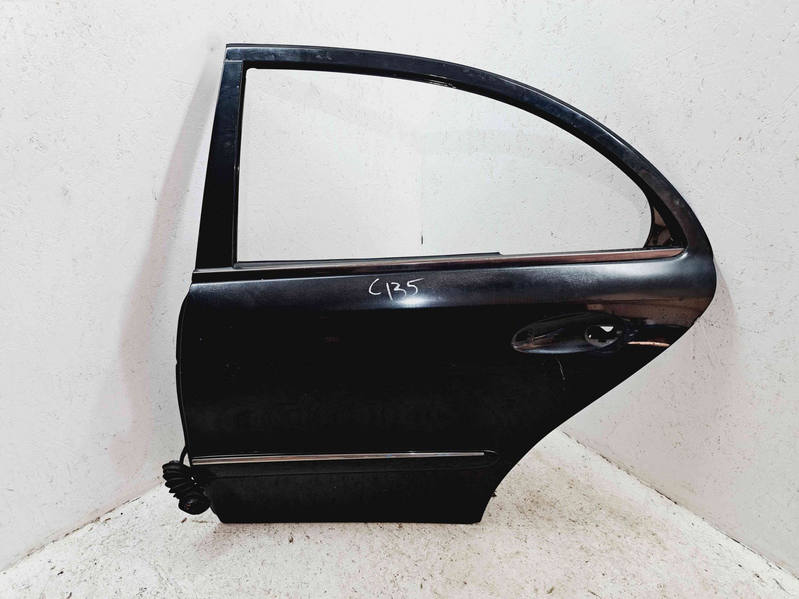 Usa stanga spate Mercedes Clasa E (W211) [Fabr 2002-2009] 197 NEGRU OBSIDIAN - imagine 1