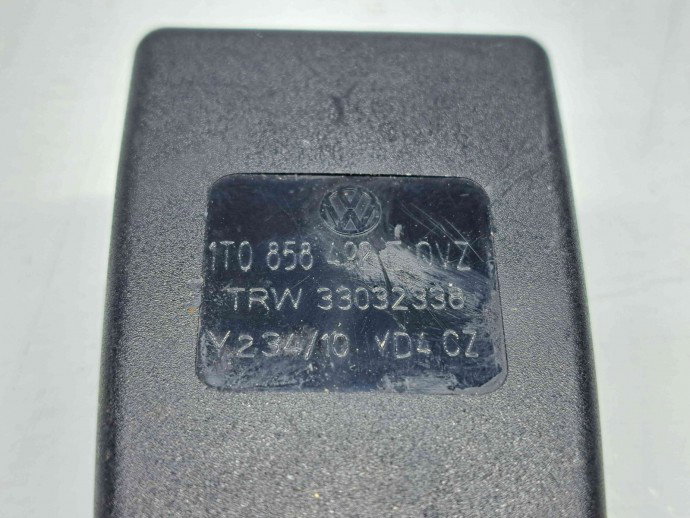  Capsa centura dreapta fata Volkswagen Touran (1T3) [Fabr 2010-2015] 1T0858492E