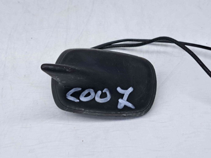 Antena Audi A3 Sportback (8PA) [Fabr 2004-2013] 8P0035503K