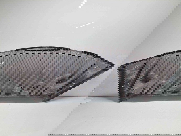 Scut sub bara Mercedes Clasa C (W204) [Fabr 2007-2014] 2045200723