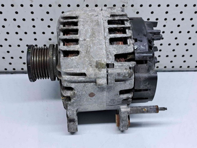 Alternator 14V / 140A, 03L903023L, Audi A3 (8V1) 2.0 tdi