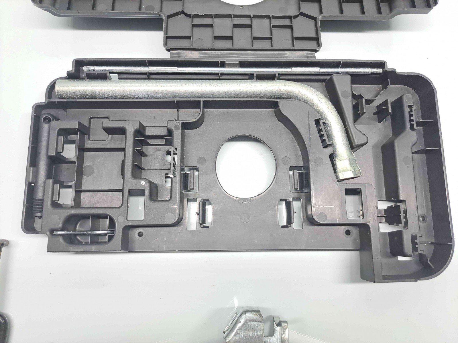 Set cric si cheie Audi A5 Sportback (8TA) [Fabr 2009-2015] 8K0011031G - imagine 3