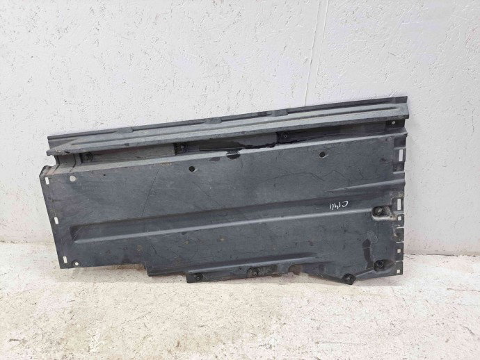 Scut lateral stanga Audi A4 (8K5, B8) Avant [Fabr 2008-2015] 8K0825207B