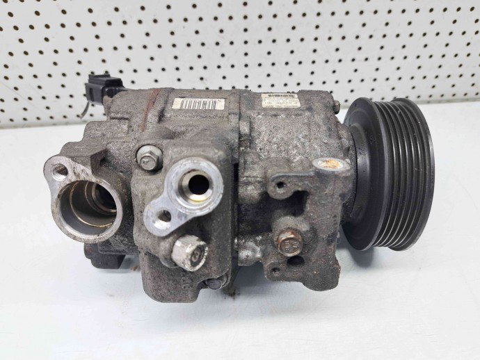 Compresor clima Audi A4 (8K2, B8) [Fabr 2008-2015] 8K0260805E 2.0 TDI CAGB  100KW / 136CP