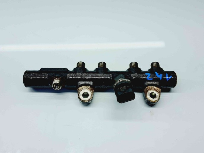 Rampa injectoare, 175215346R, Renault Clio 4 1.5 dci