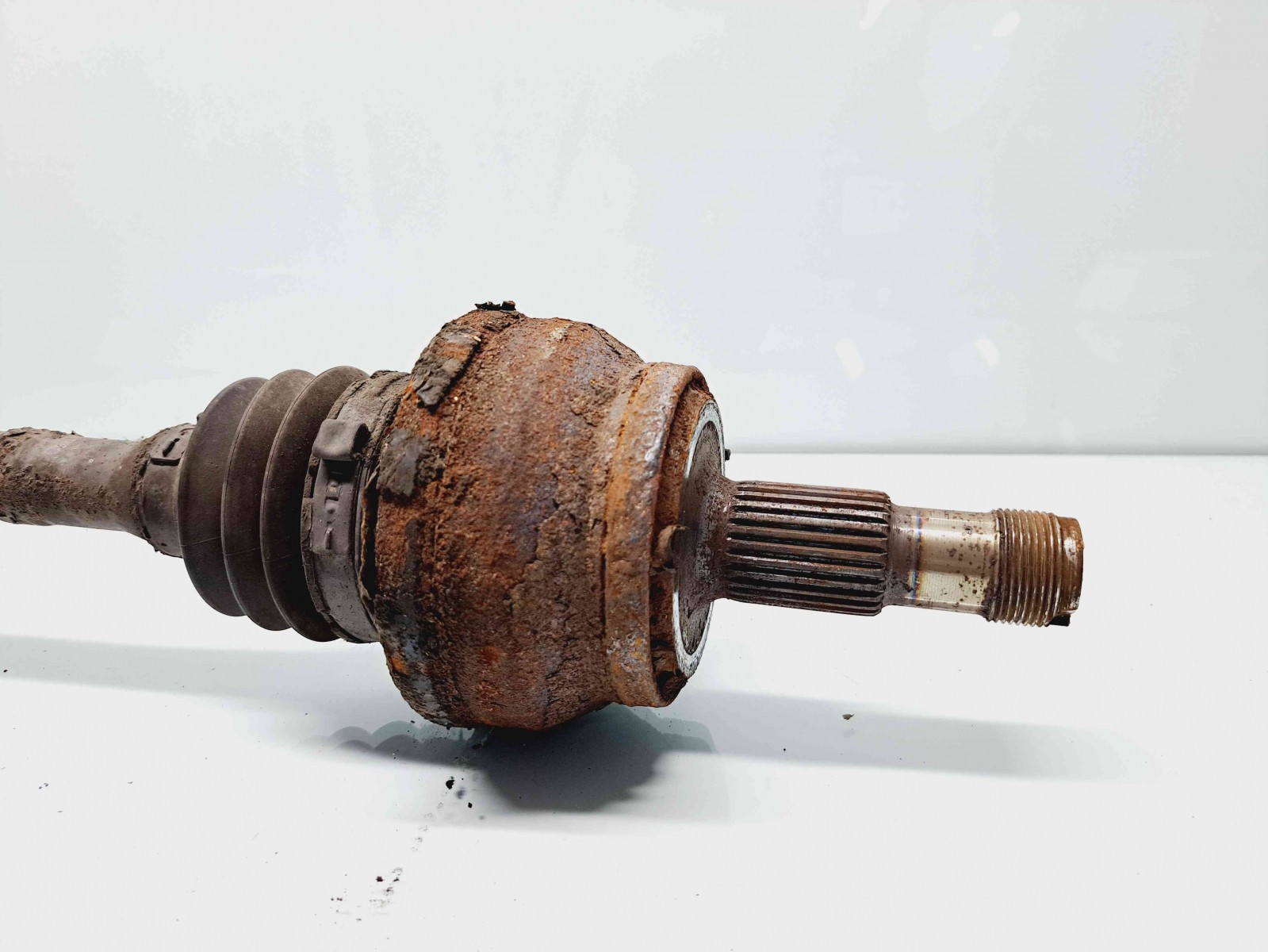 Planetara dreapta spate Mercedes Clasa E (W211) [Fabr 2002-2009] OEM 2.2 CDI 646821 2.2 CDI 646821 143KW / 194CP - imagine 3