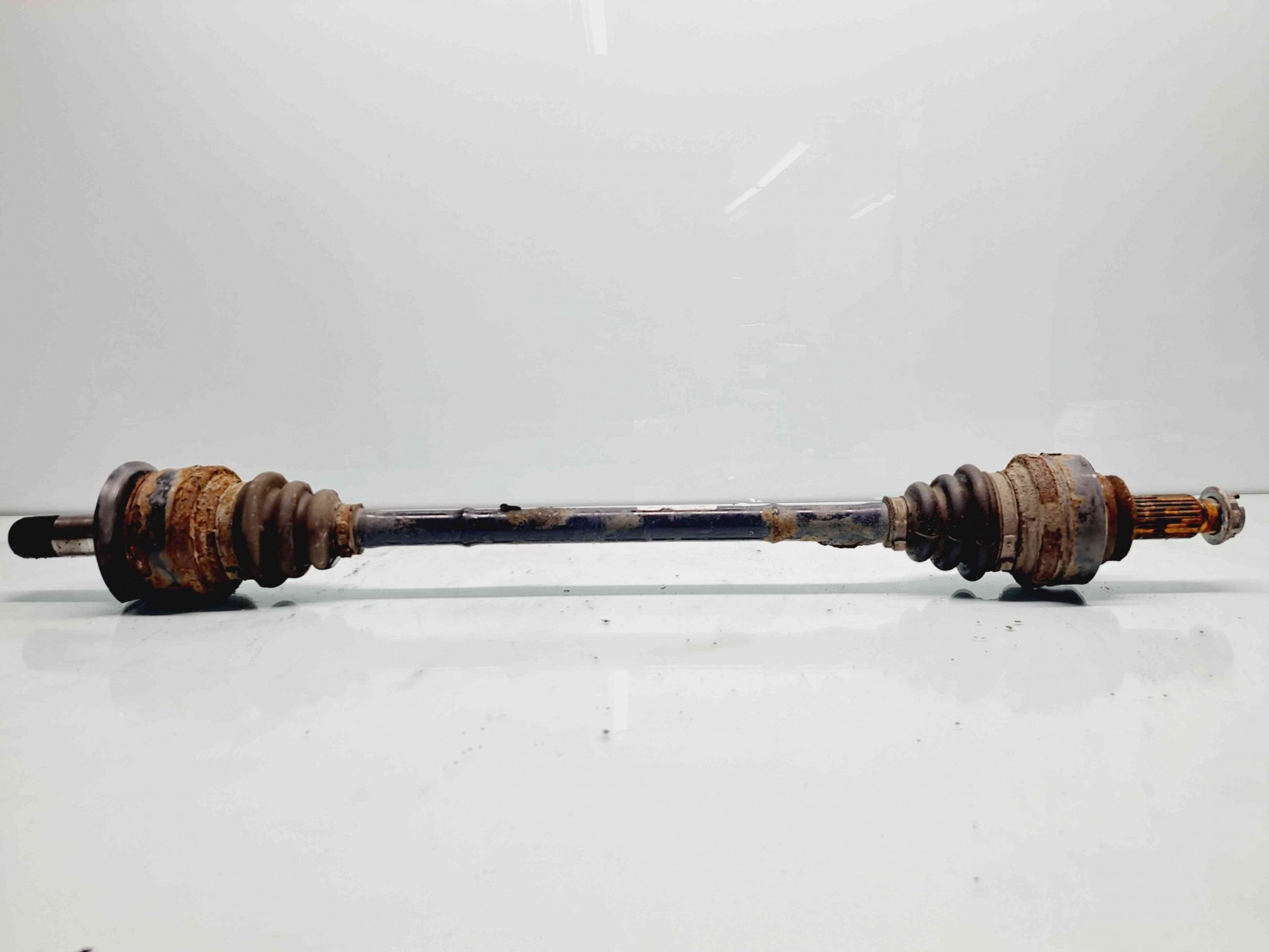 Planetara dreapta spate Bmw 1 (F20, F21) [Fabr 2011-2017] 7624206 1.6 N47T 85KW / 120CP 1.6 N47T 85KW / 120CP - imagine 1