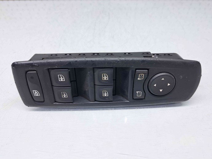 Butoane comanda geamuri sofer Renault Megane 3 (B95) [Fabr 2008-2016] 809610007R