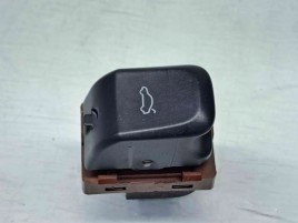 Buton deschidere portbagaj Audi A4 (8K2, B8) [Fabr 2008-2015] 8K0959831A